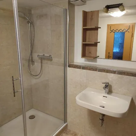 Mitten In Der Natur, Ganz Nah Bei Dresden.